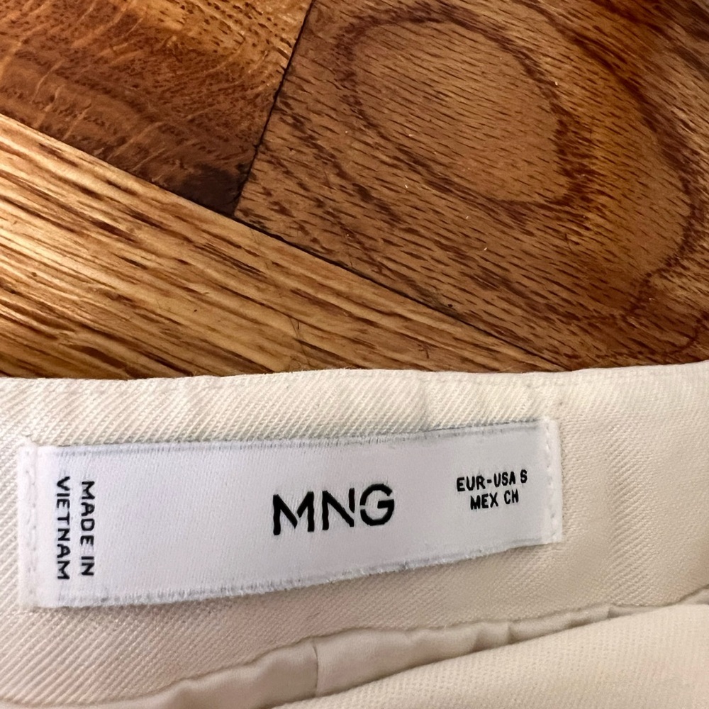 Mango Off-White Button-Up Top - Picture 3 of 6